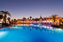 KAMELYA COLLECTION AISHEN K CLUB Restaurants